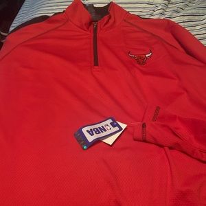 NBA Chicago Bulls Quarter Zip XXL brand new with tags